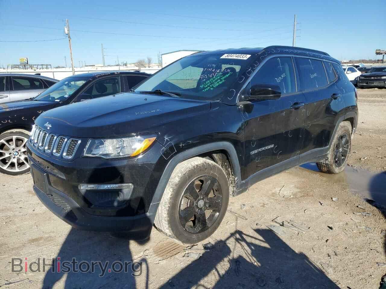 Фотография 3C4NJCBB6JT137564 - JEEP COMPASS 2018