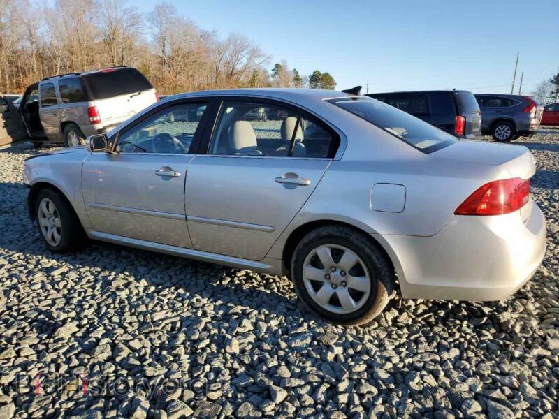 2010 Kia OPTIMA (VIN KNAGG4A84A5385537) — фото 2 из 12