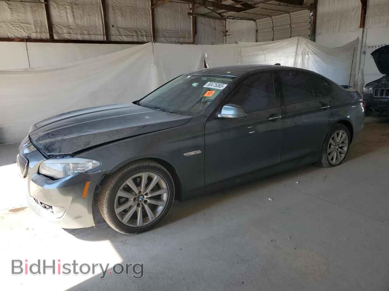 Photo WBAFR1C5XBC745737 - BMW 5 SERIES 2011