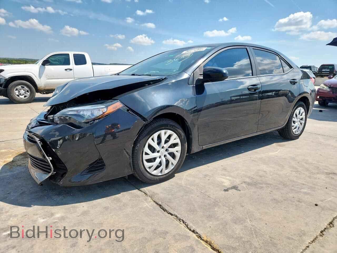 Photo 5YFBURHE3HP630968 - TOYOTA COROLLA 2017