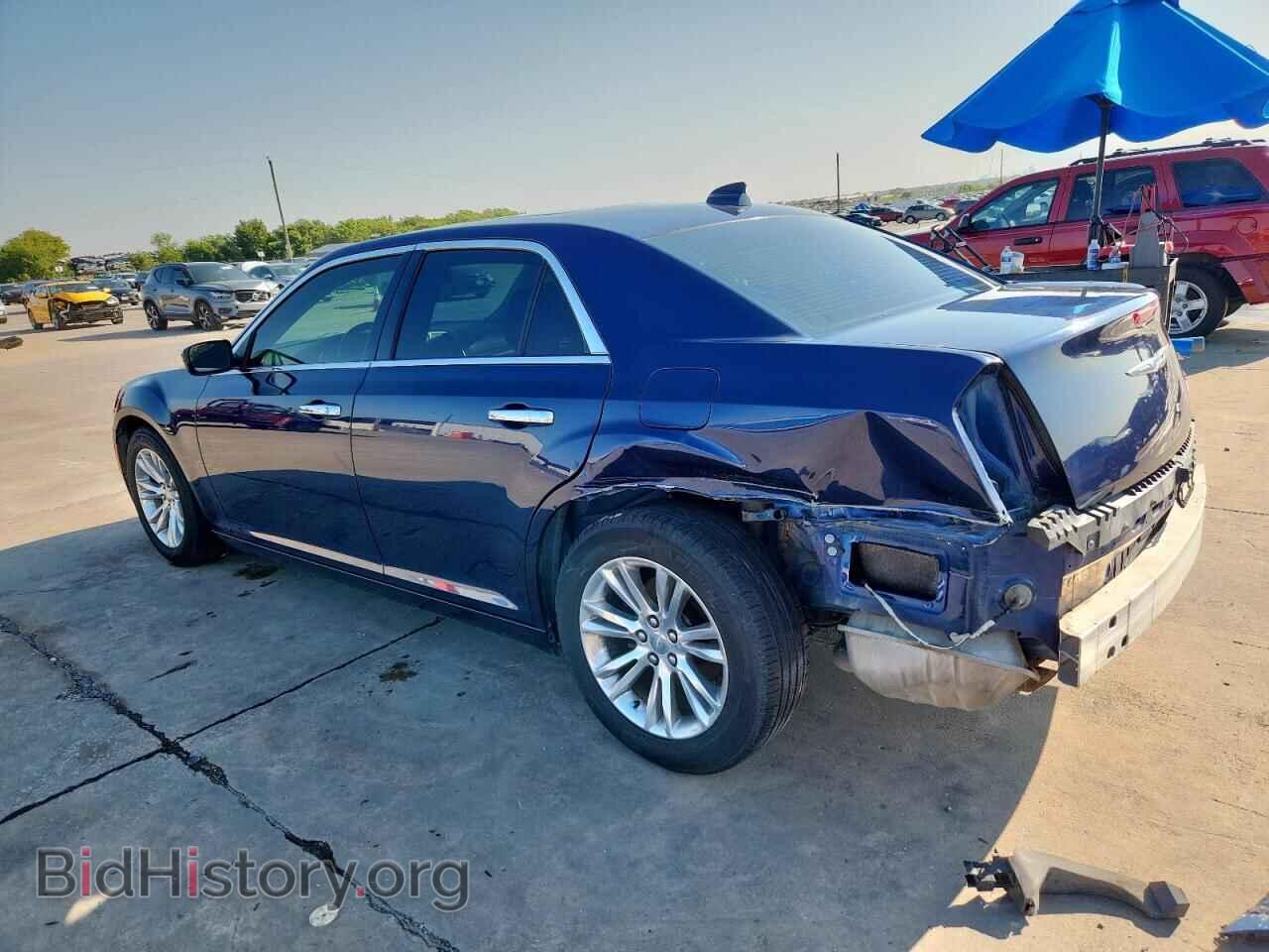 2017 CHRYSLER 300 - VIN: 2C3CCAEG1HH565272 - Фото 2
