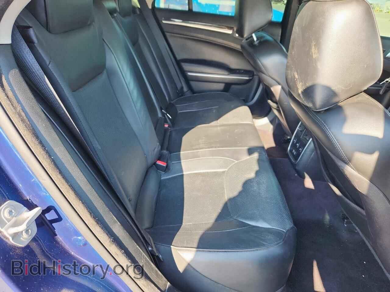 2017 CHRYSLER 300 - VIN: 2C3CCAEG1HH565272 - Фото 10