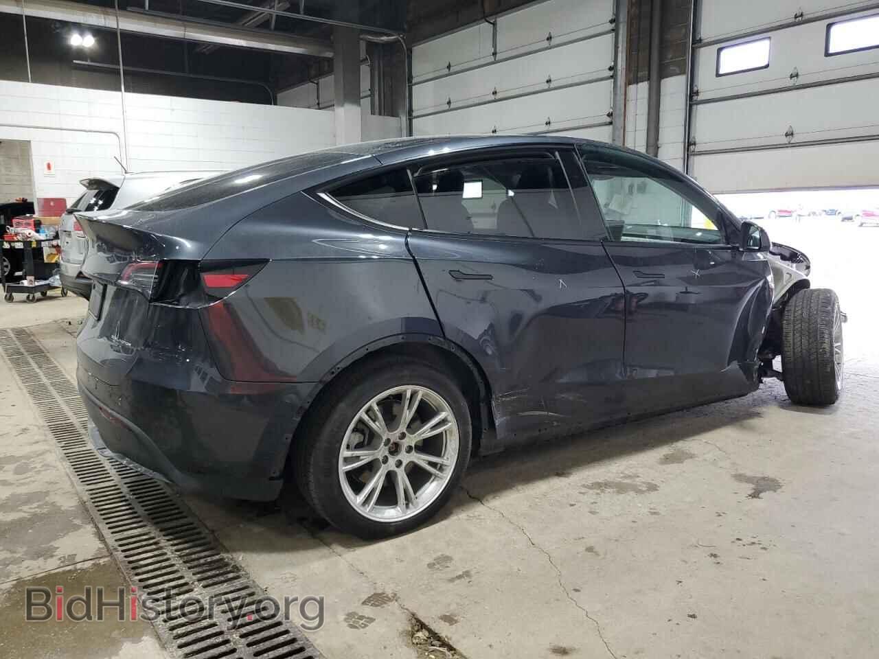 2024 TESLA MODEL Y - VIN: 7SAYGDEE9RF024325 - Photo 3