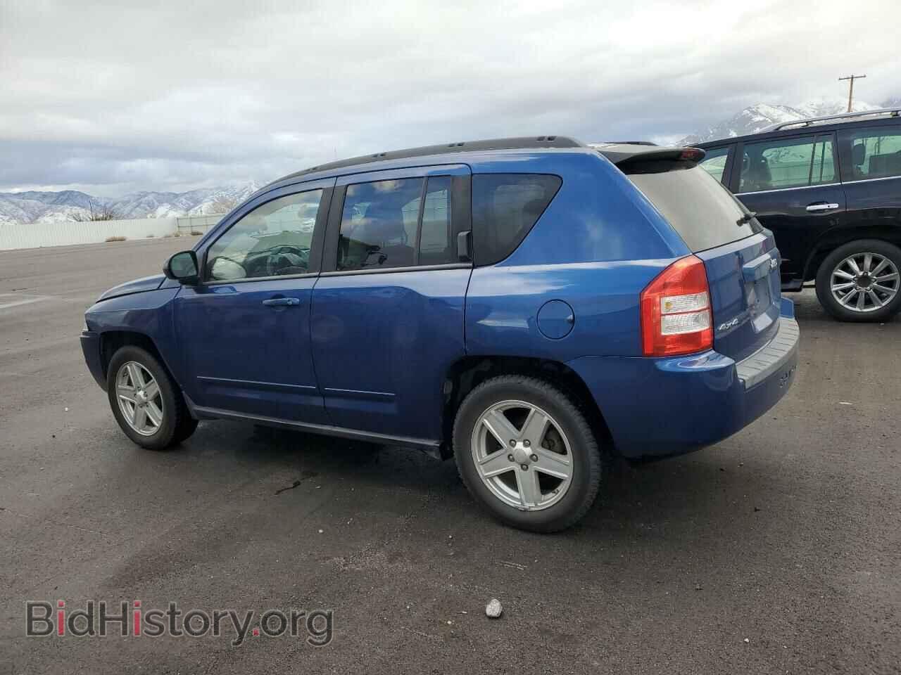 2010 JEEP COMPASS - VIN: 1J4NF4FB5AD512698 - Photo 2