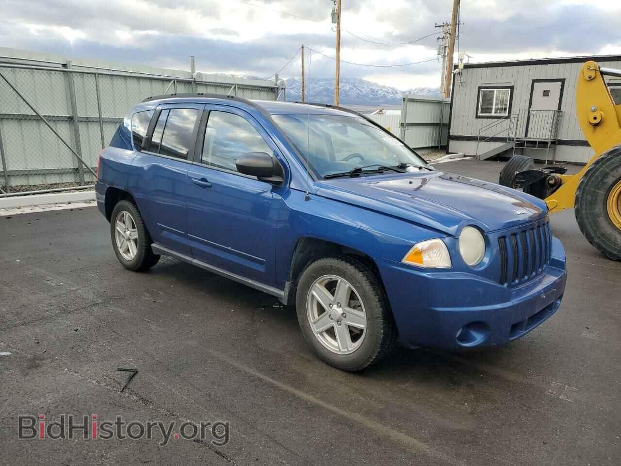 2010 JEEP COMPASS - VIN: 1J4NF4FB5AD512698 - Photo 4
