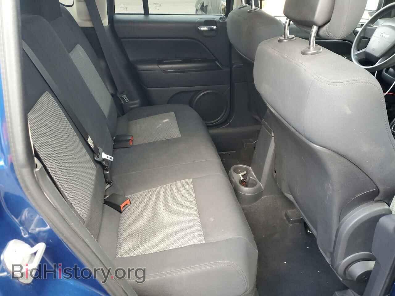 2010 JEEP COMPASS - VIN: 1J4NF4FB5AD512698 - Photo 10