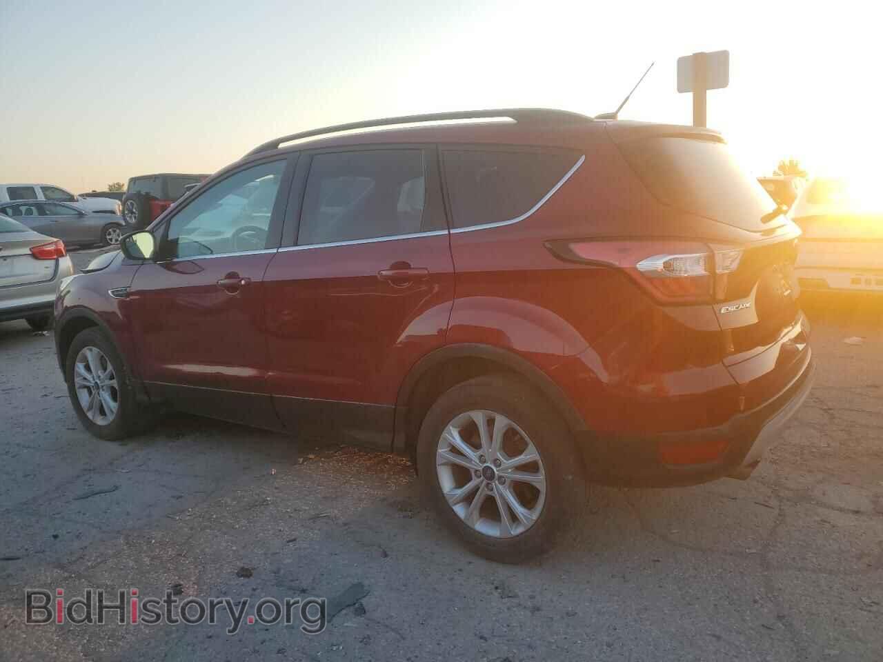 2018 FORD ESCAPE - VIN: 1FMCU9GD5JUB82279 - Фото 2