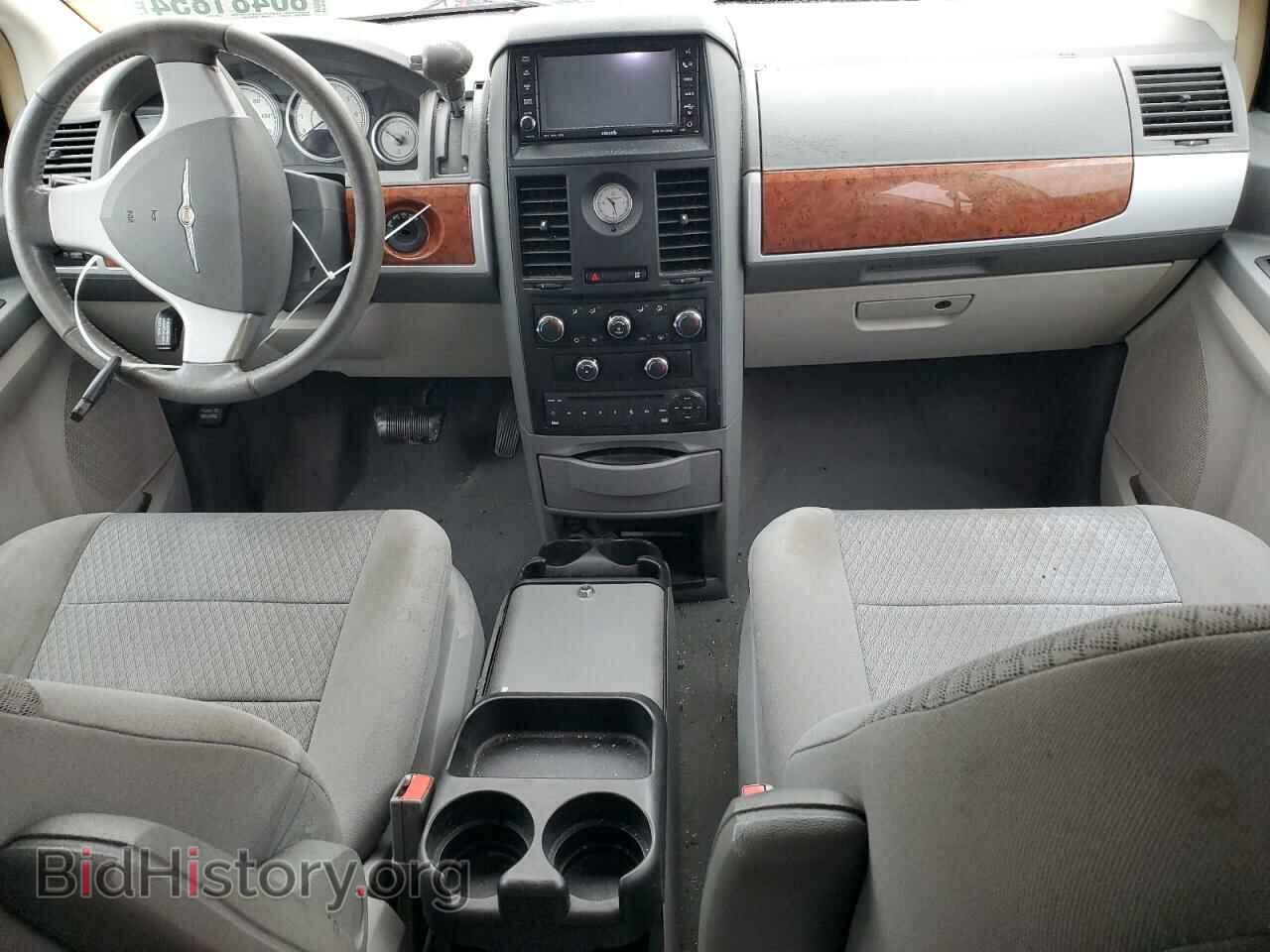 2008 CHRYSLER MINIVAN - VIN: 2A8HR54P18R768593 - Фото 8