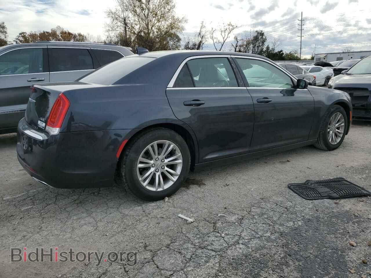2018 CHRYSLER 300 - VIN: 2C3CCAAG5JH265181 - Фото 3