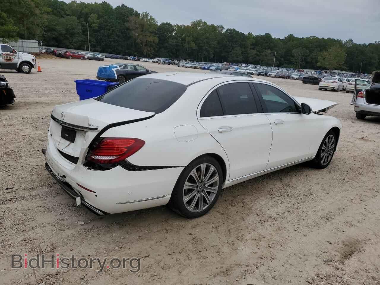 2018 MERCEDES-BENZ E-CLASS - VIN: WDDZF4KBXJA438442 - Фото 3