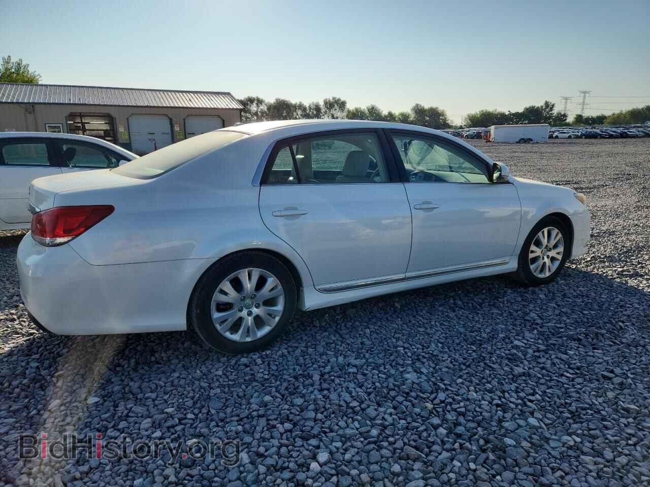 2011 TOYOTA AVALON - VIN: 4T1BK3DB7BU380249 - Фото 3