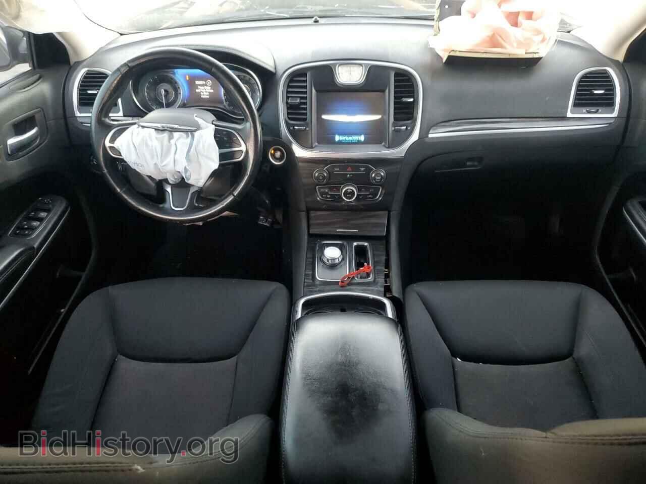 2019 CHRYSLER 300 - VIN: 2C3CCAAG2KH610149 - Фото 8