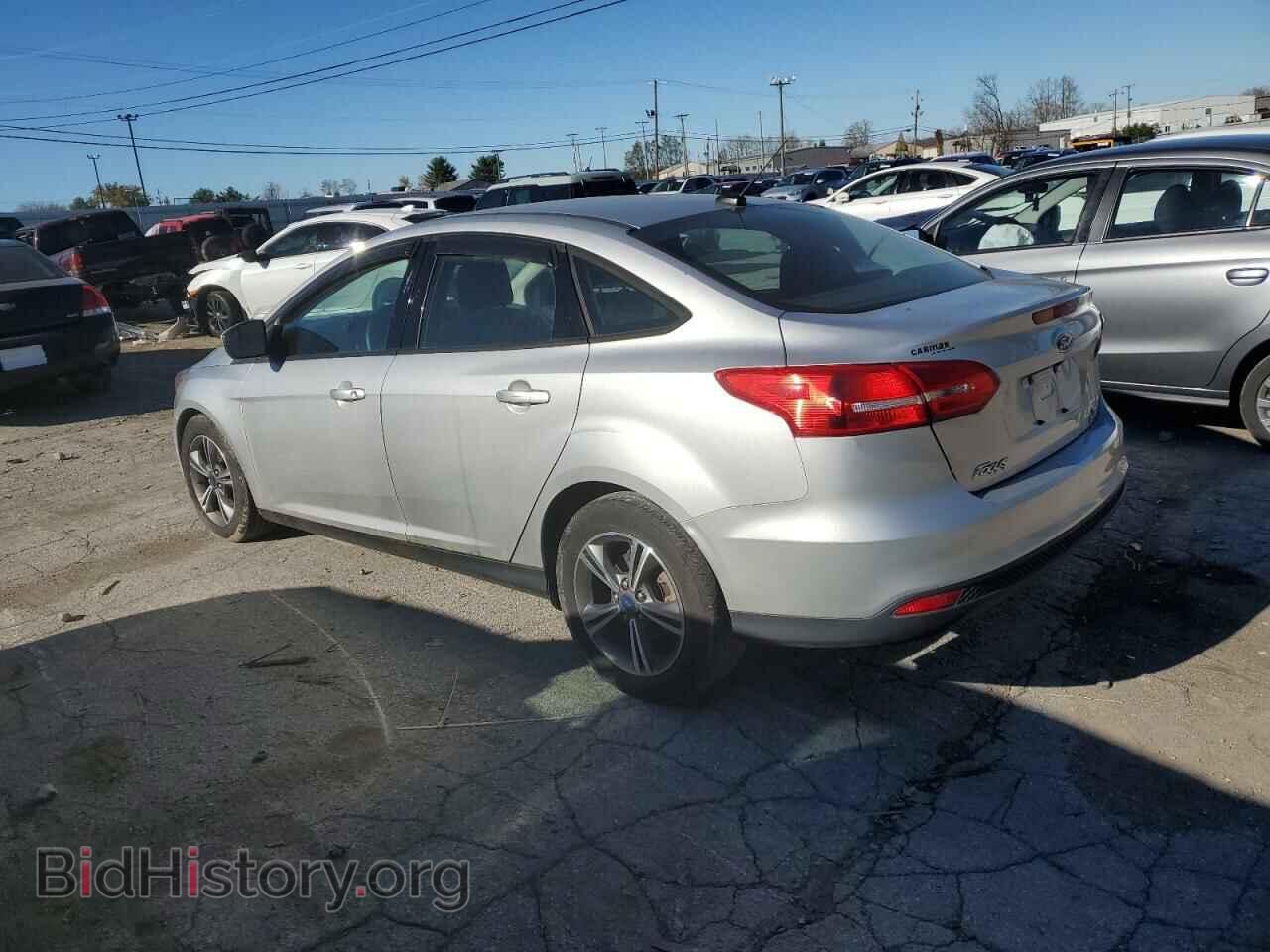 2018 FORD FOCUS - VIN: 1FADP3FE4JL203206 - Photo 2