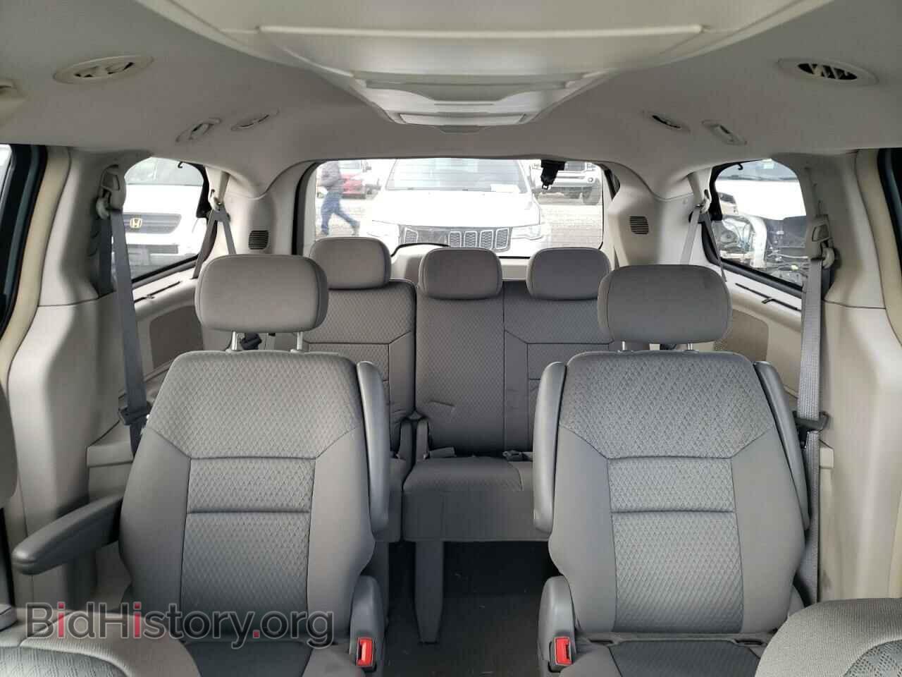 2009 CHRYSLER MINIVAN - VIN: 2A8HR54139R631278 - Фото 10