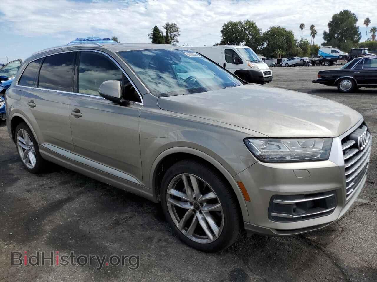 2017 AUDI Q7 - VIN: WA1VAAF76HD012357 - Фото 4