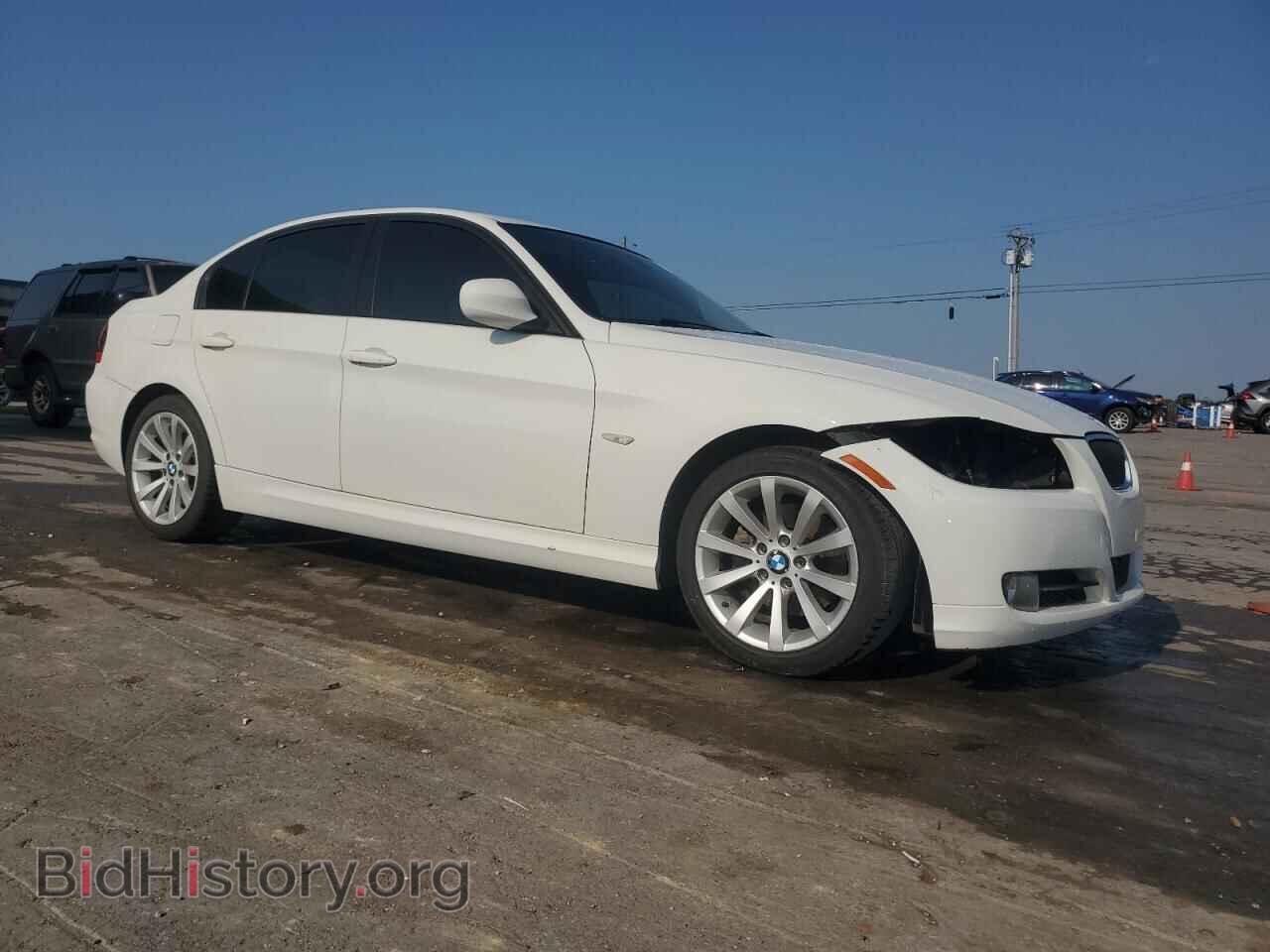 2011 BMW 3 SERIES - VIN: WBAPH7C56BE677550 - Фото 4