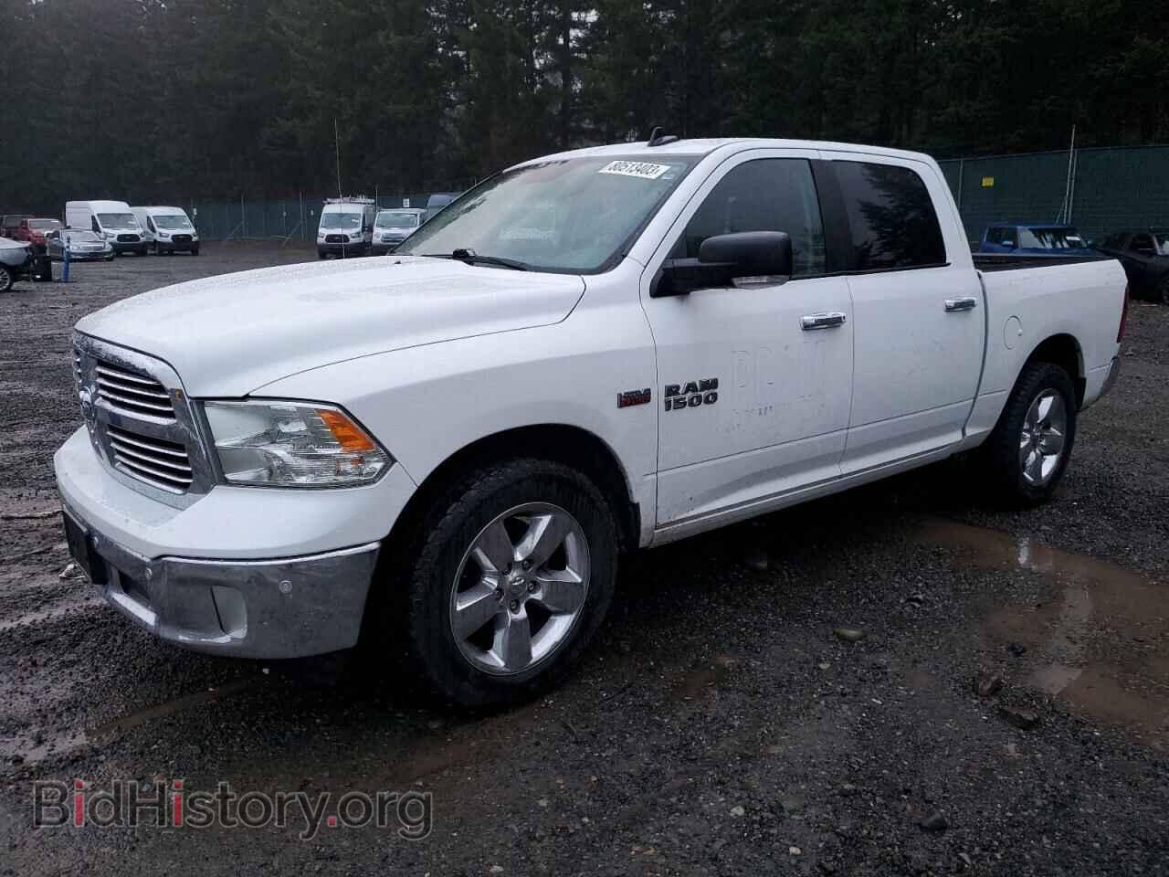 2017 RAM 1500 - VIN: 3C6RR6LT0HG658695 - Фото 2