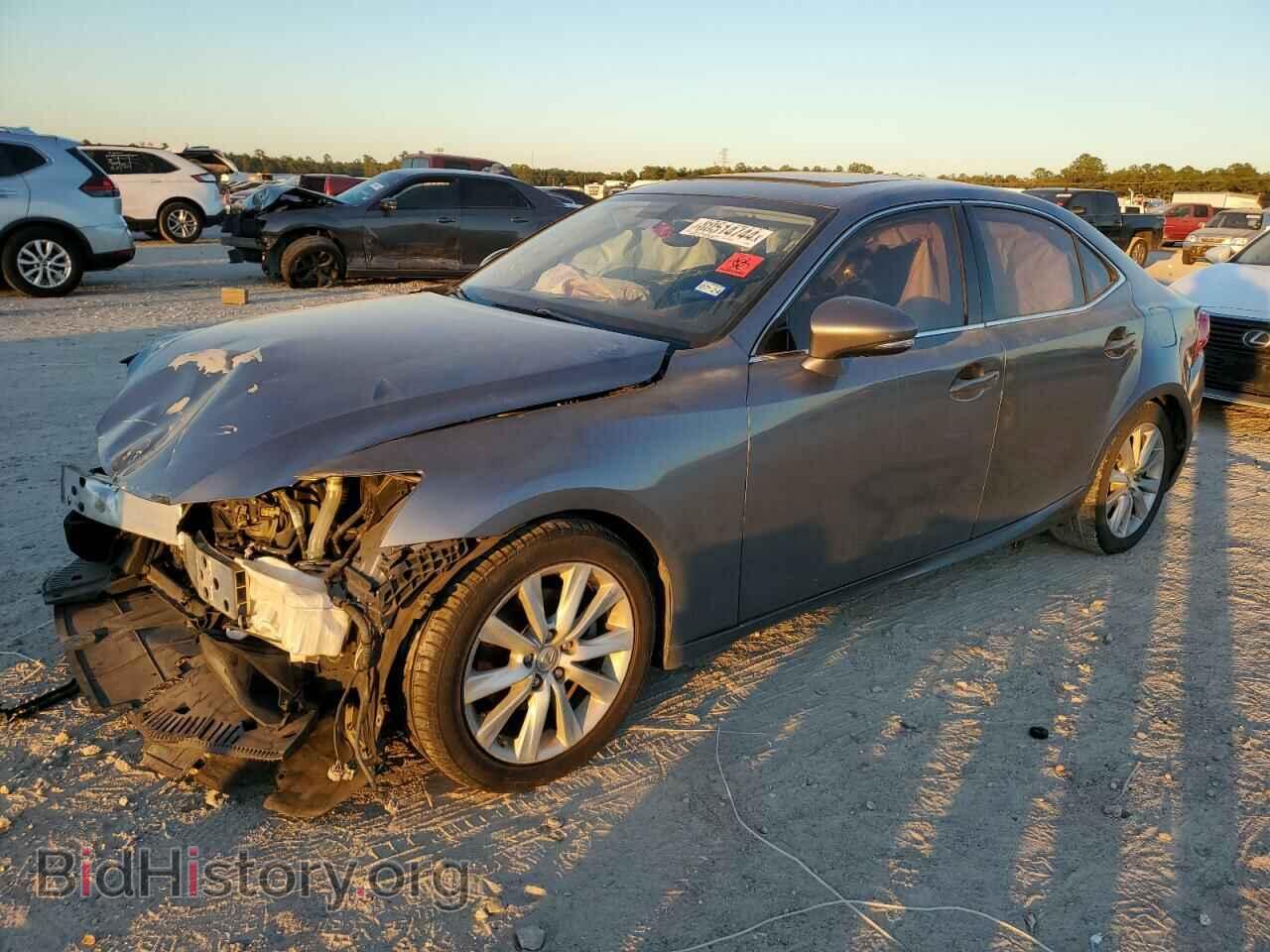 Photo JTHBF1D29F5052942 - LEXUS IS 2015