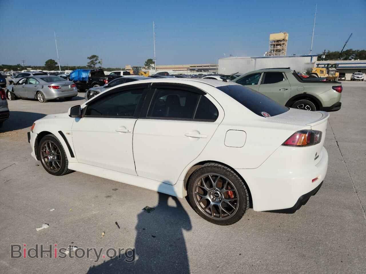 2011 MITSUBISHI EVO - VIN: JA32W5FV7BU044188 - Photo 2