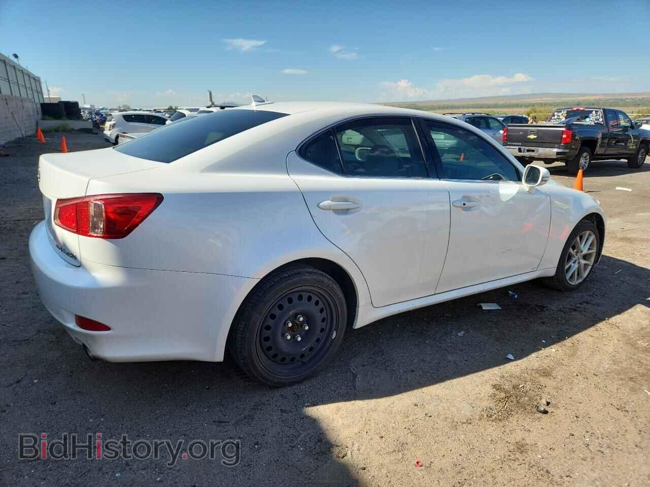 2013 LEXUS IS - VIN: JTHCF5C28D5061562 - Photo 3