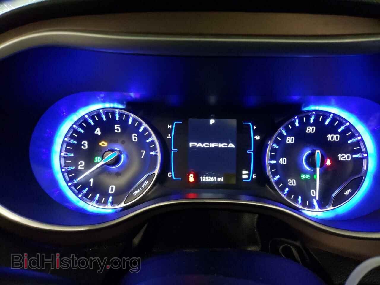 2019 CHRYSLER PACIFICA - VIN: 2C4RC1BG5KR547949 - Фото 9