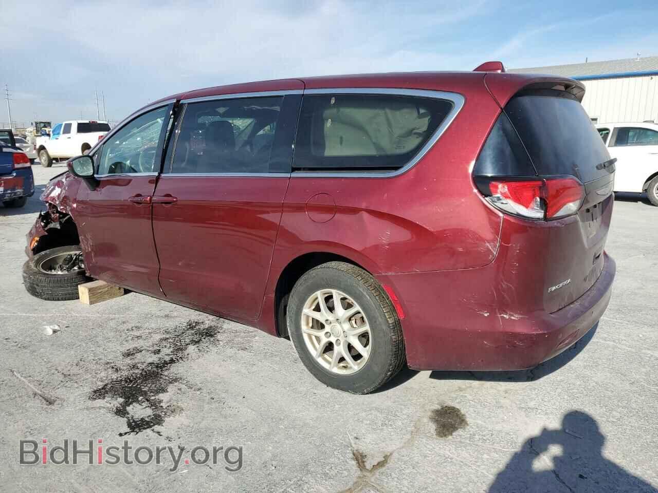 2018 CHRYSLER PACIFICA - VIN: 2C4RC1CG5JR112457 - Фото 2