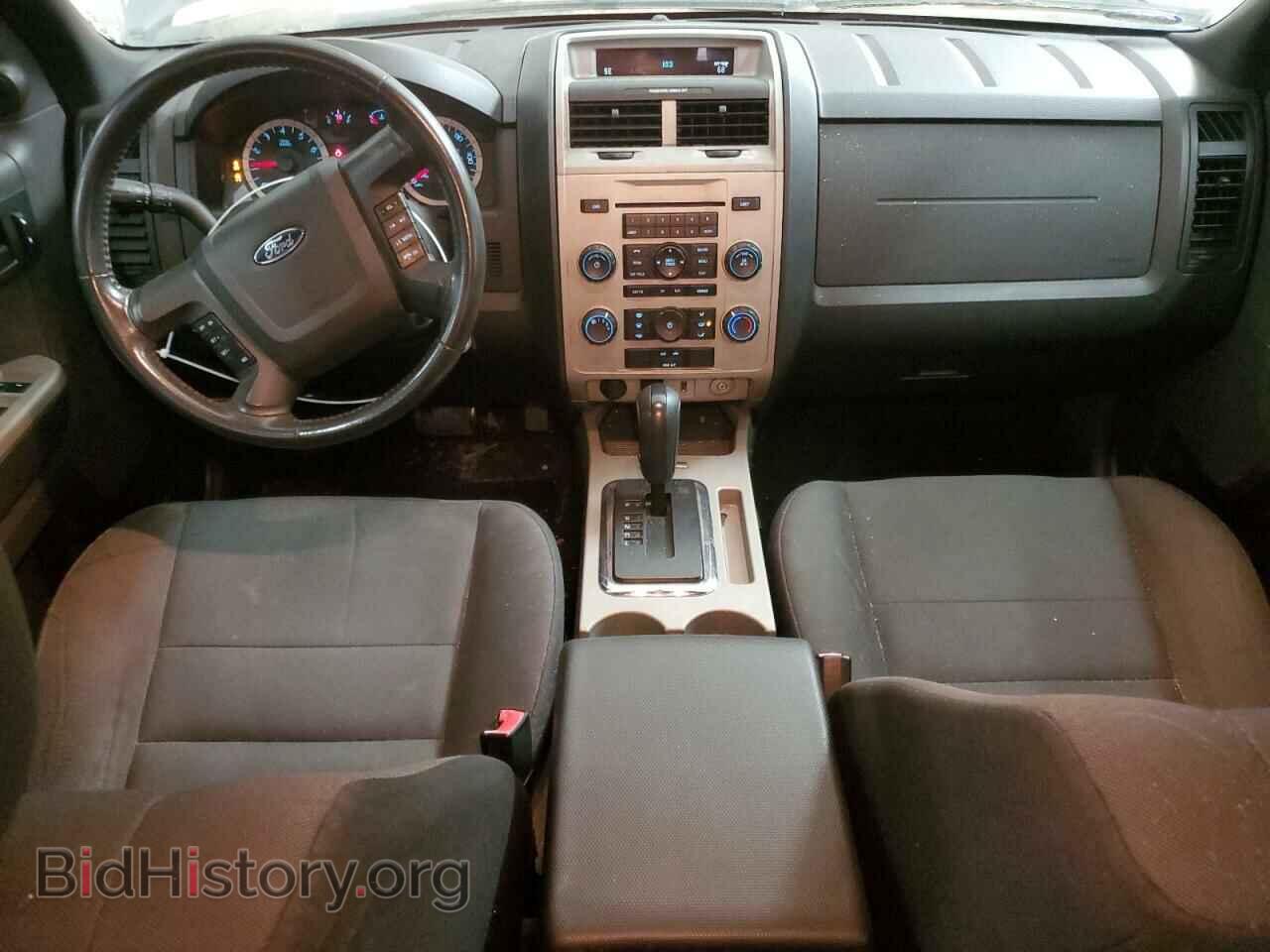 2011 FORD ESCAPE - VIN: 1FMCU0D71BKA13738 - Фото 8
