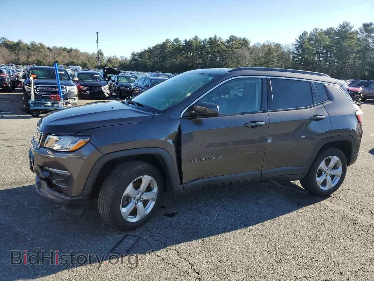 Фотография 3C4NJDBB4HT628537 - JEEP COMPASS 2017