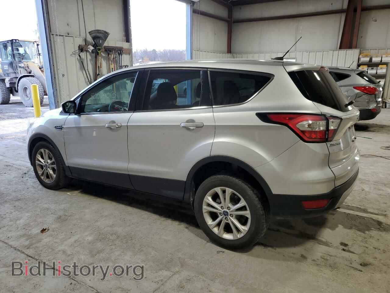 2017 FORD ESCAPE - VIN: 1FMCU9G92HUD29891 - Фото 2