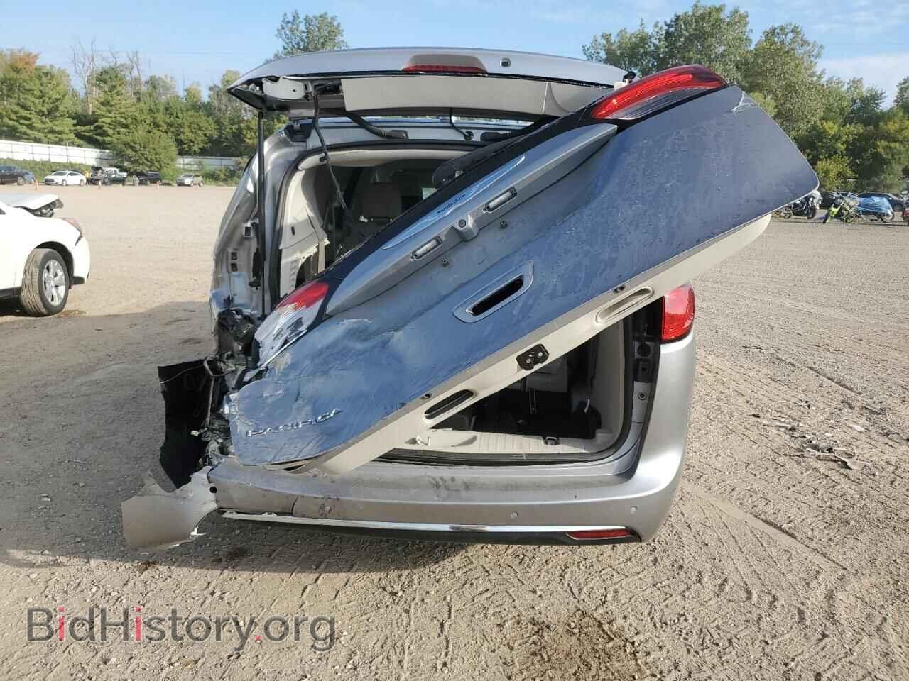 2017 CHRYSLER PACIFICA - VIN: 2C4RC1EG2HR560338 - Фото 6