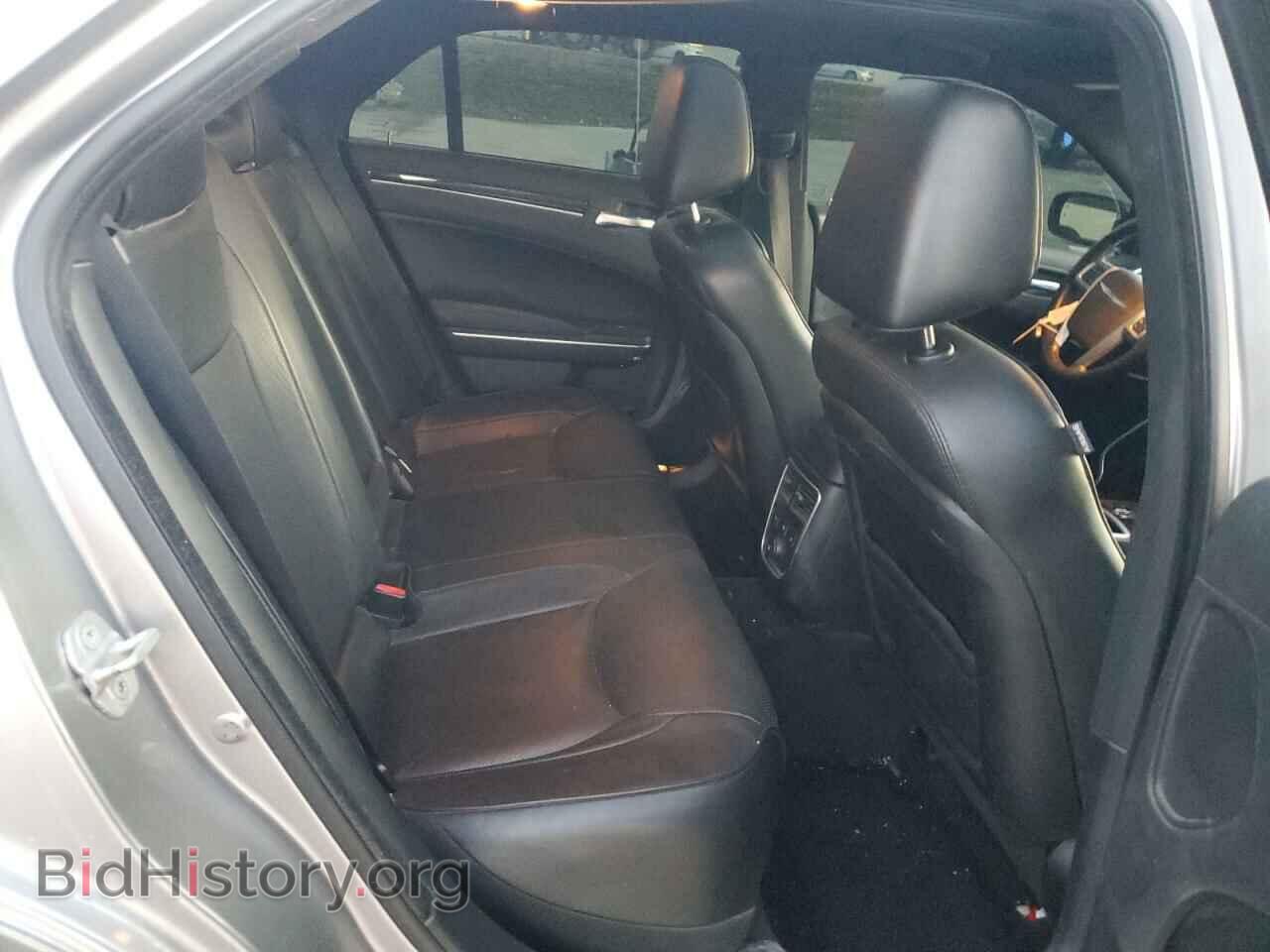 2013 CHRYSLER 300 - VIN: 2C3CCAKT3DH608425 - Фото 10