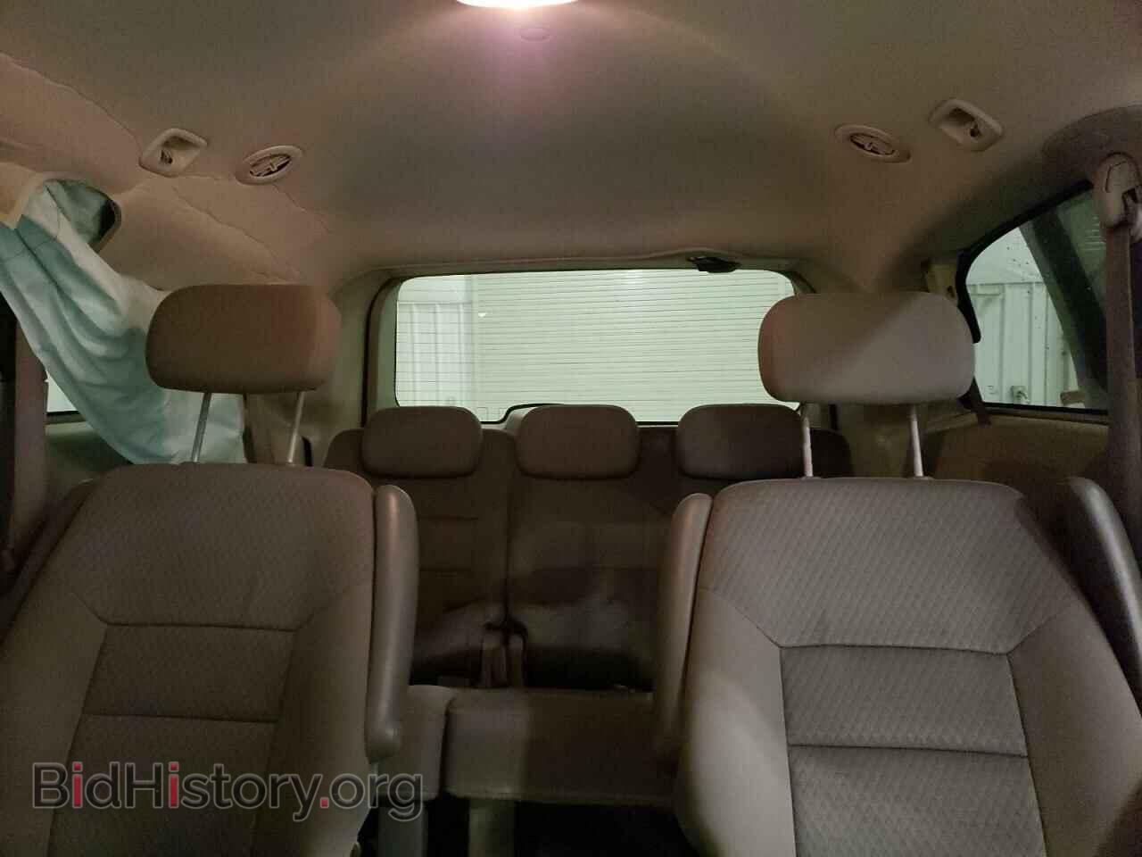 2009 CHRYSLER MINIVAN - VIN: 2A8HR44E89R547504 - Фото 10