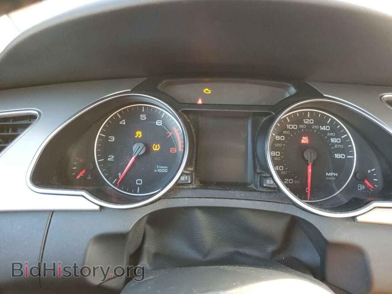 2011 AUDI A5 - VIN: WAULFAFH7BN002829 - Photo 9