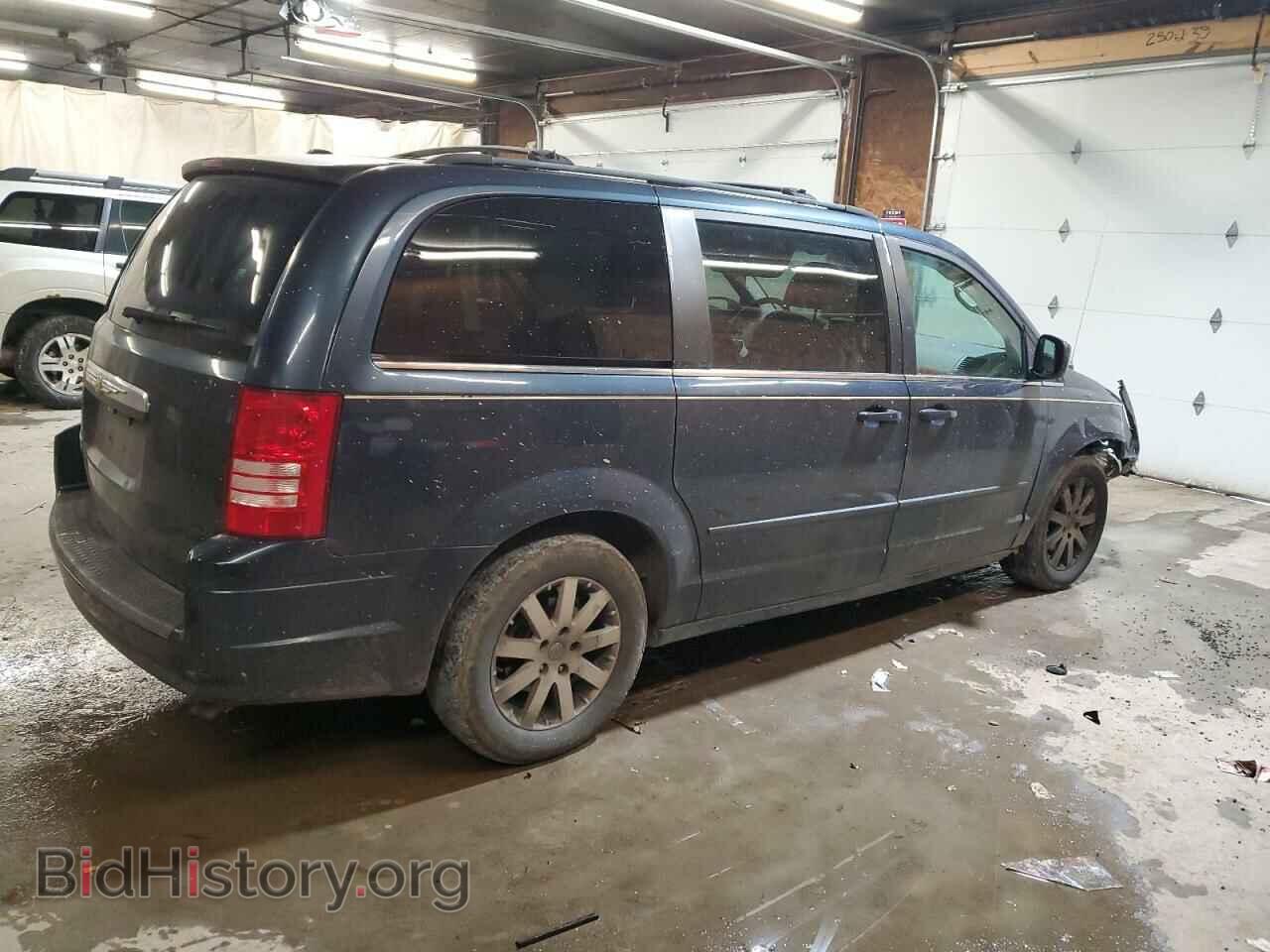 2008 CHRYSLER MINIVAN - VIN: 2A8HR54P98R681069 - Фото 3