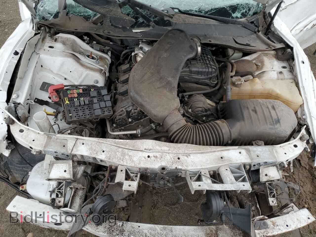 2019 CHRYSLER 300 - VIN: 2C3CCABG5KH516782 - Фото 11