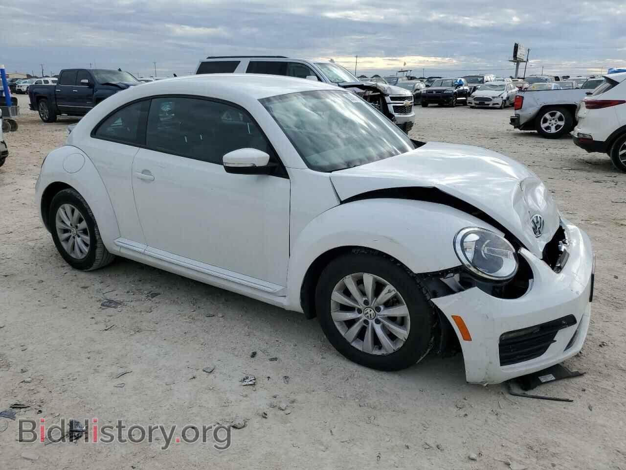 2019 VOLKSWAGEN BEETLE - VIN: 3VWFD7AT2KM709025 - Фото 4
