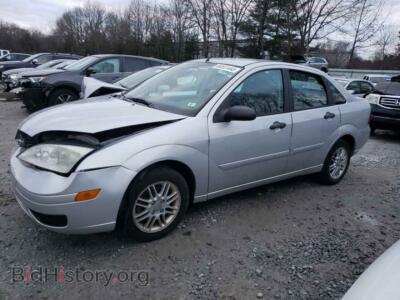 2006 Ford FOCUS ZX4, серебристый — VIN 1FAFP34N76W212516, Copart