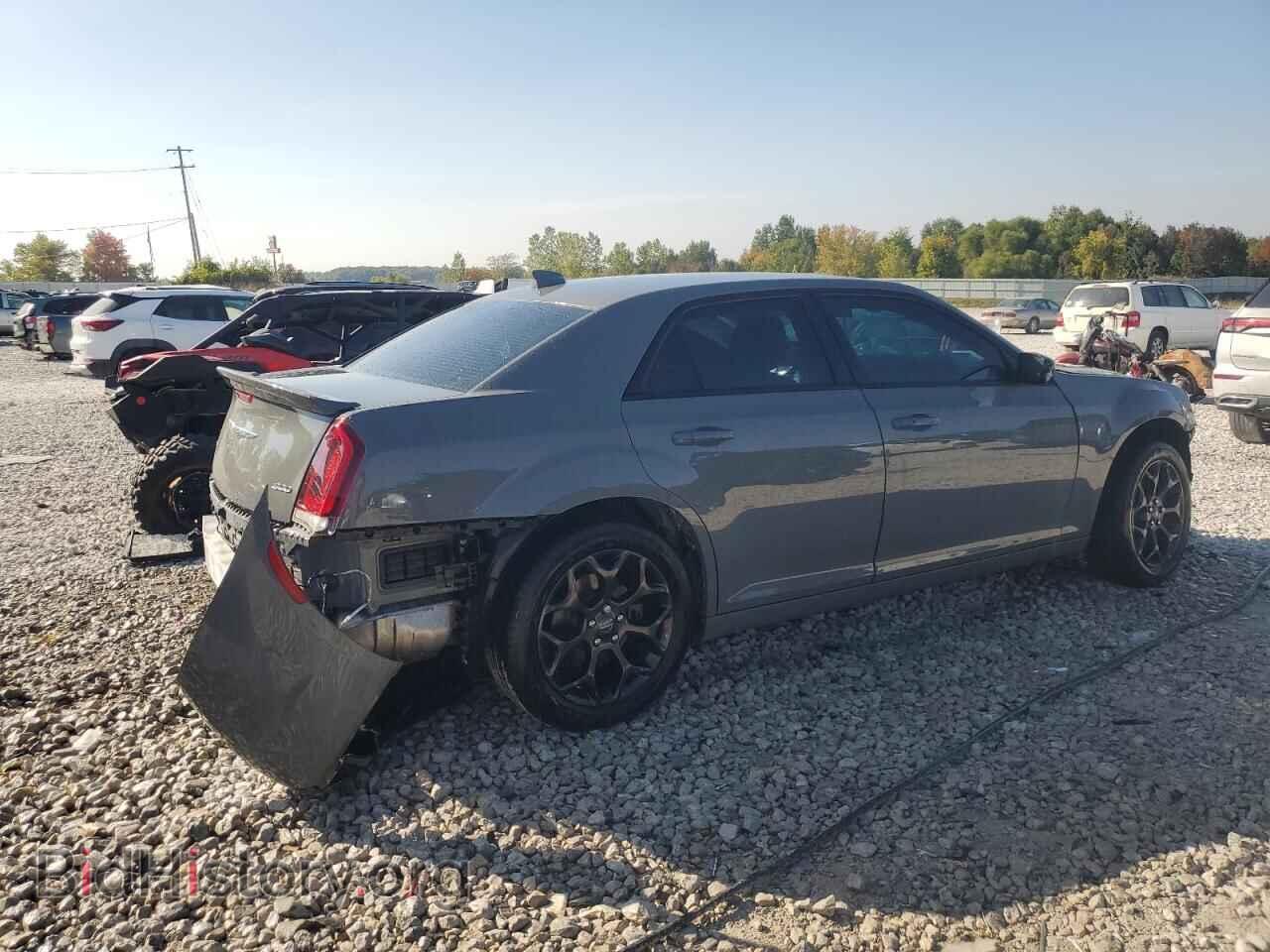 2019 CHRYSLER 300 - VIN: 2C3CCARGXKH691082 - Фото 3