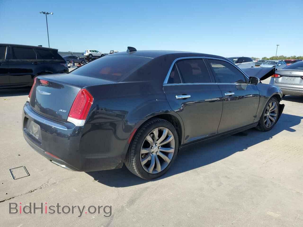 2019 CHRYSLER 300 - VIN: 2C3CCAEG7KH687223 - Фото 3