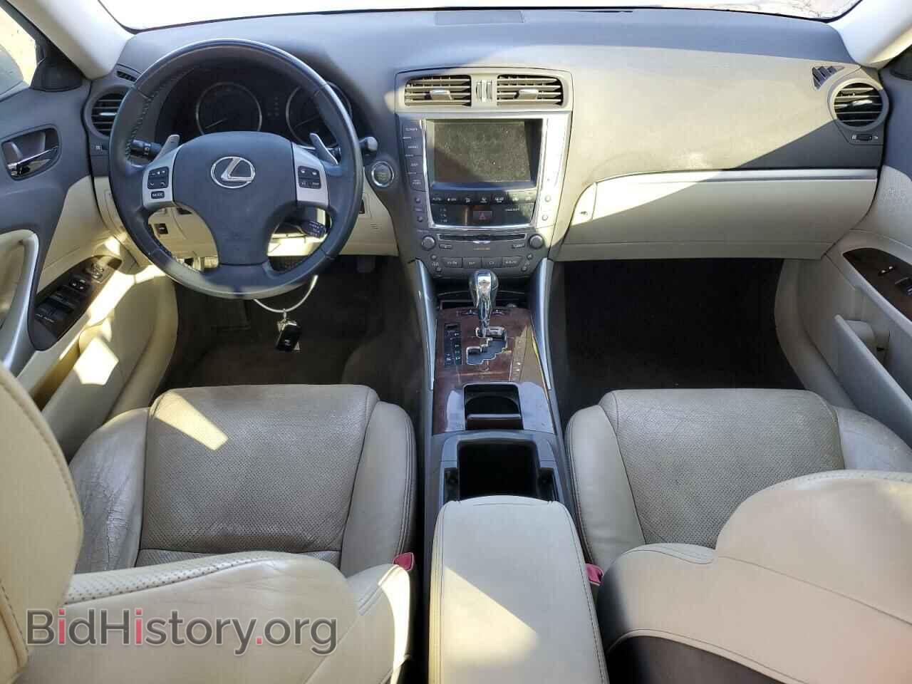 2011 LEXUS IS - VIN: JTHCF5C28B5049733 - Photo 8