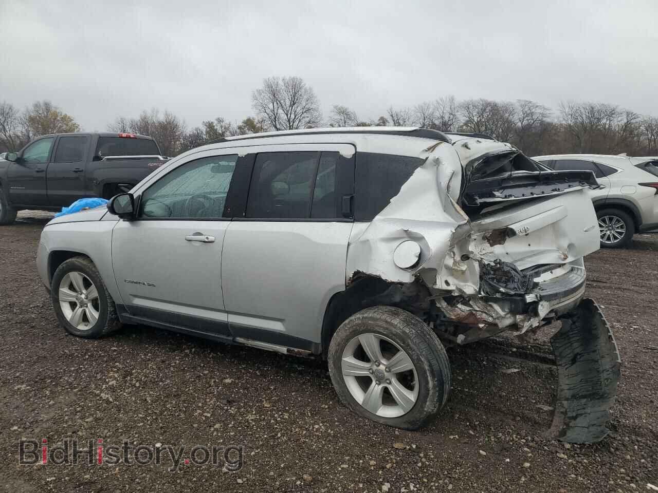 2011 JEEP COMPASS - VIN: 1J4NF1FB7BD263966 - Фото 2