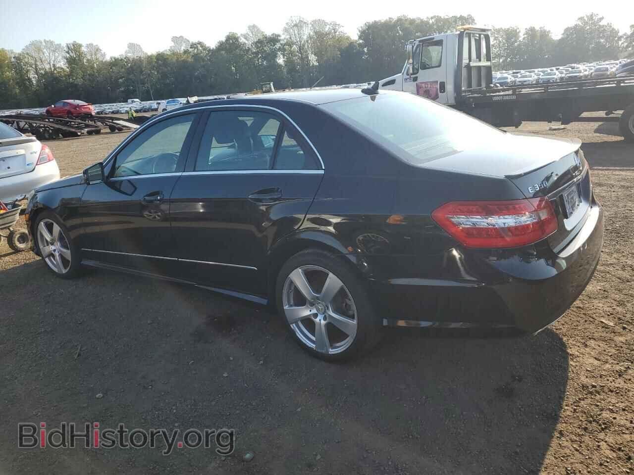 2011 MERCEDES-BENZ E-CLASS - VIN: WDDHF8HB1BA484947 - Фото 2