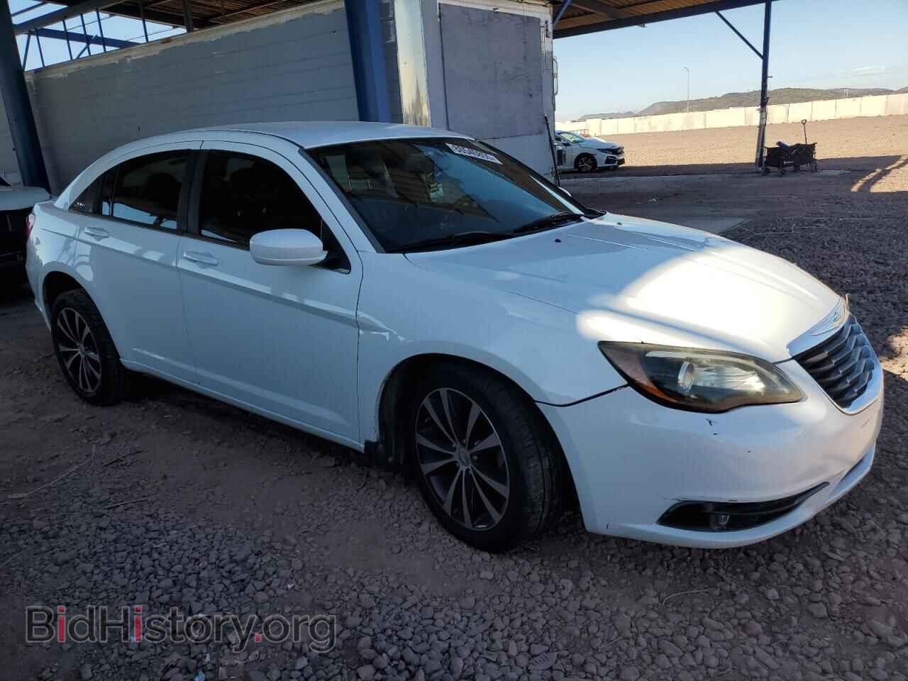 2011 CHRYSLER 200 - VIN: 1C3BC8FG2BN574841 - Фото 4