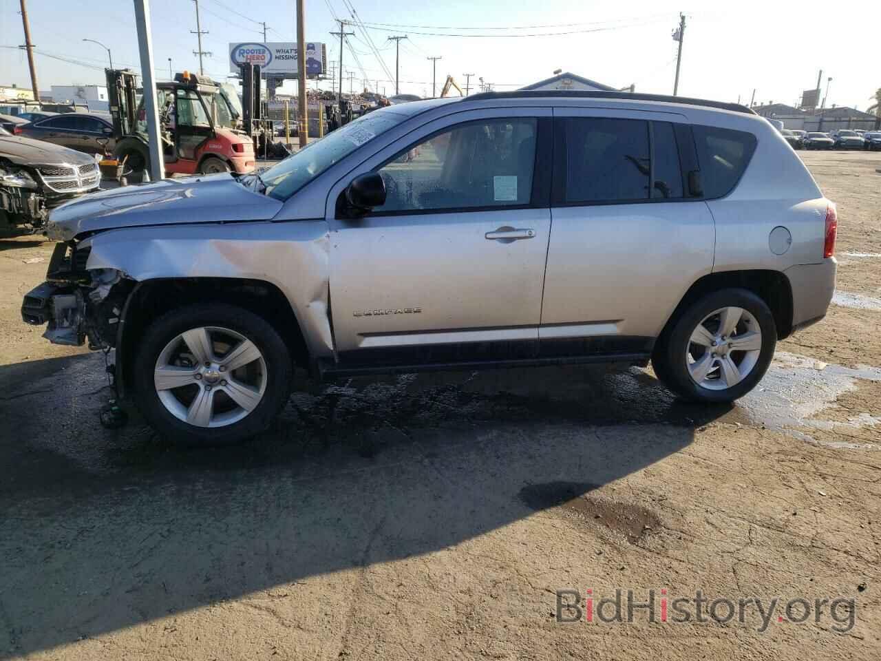 Фотография 1C4NJCBA0GD559996 - JEEP COMPASS 2016