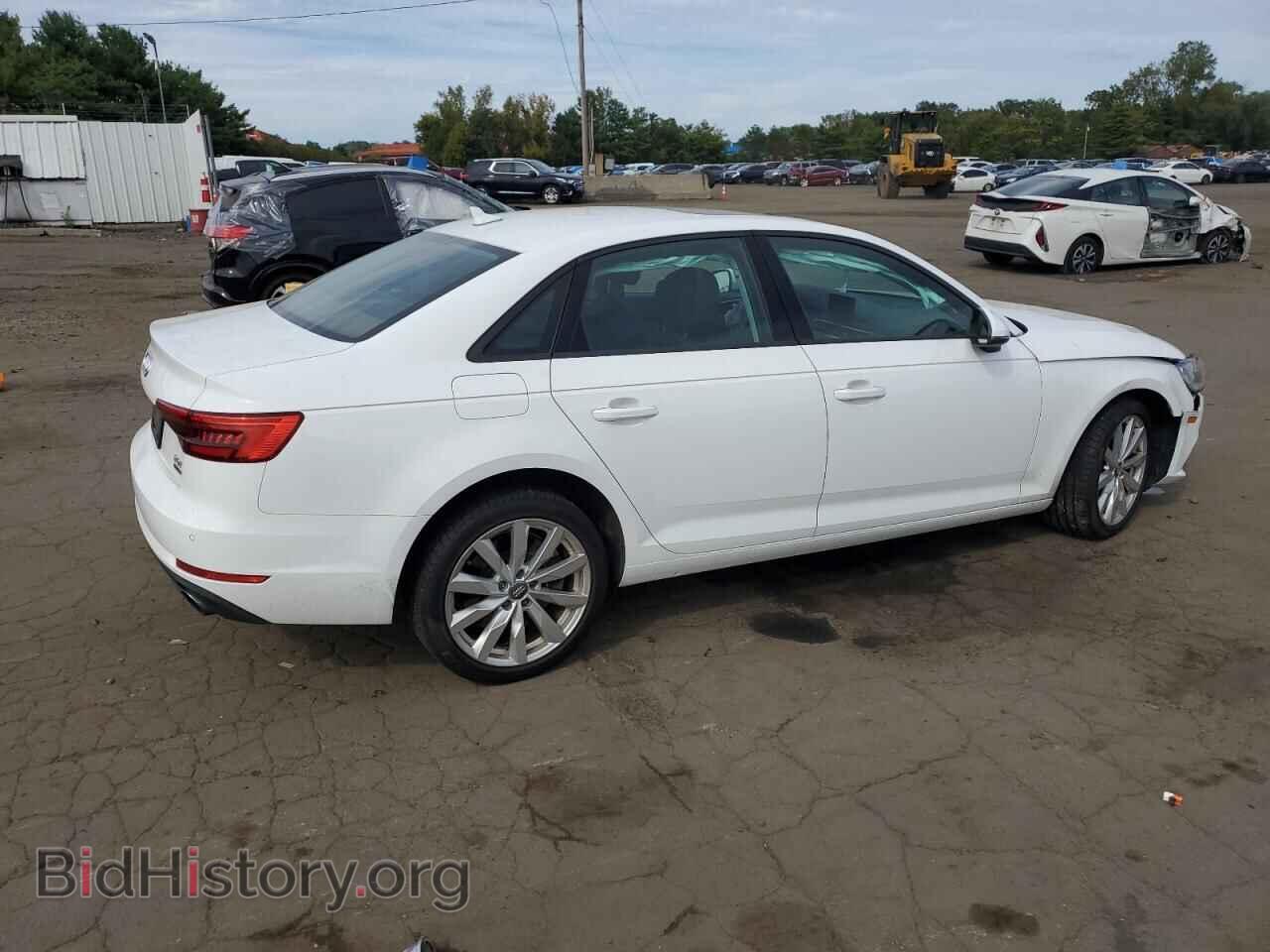 2017 AUDI A4 - VIN: WAUANAF45HN005082 - Фото 3