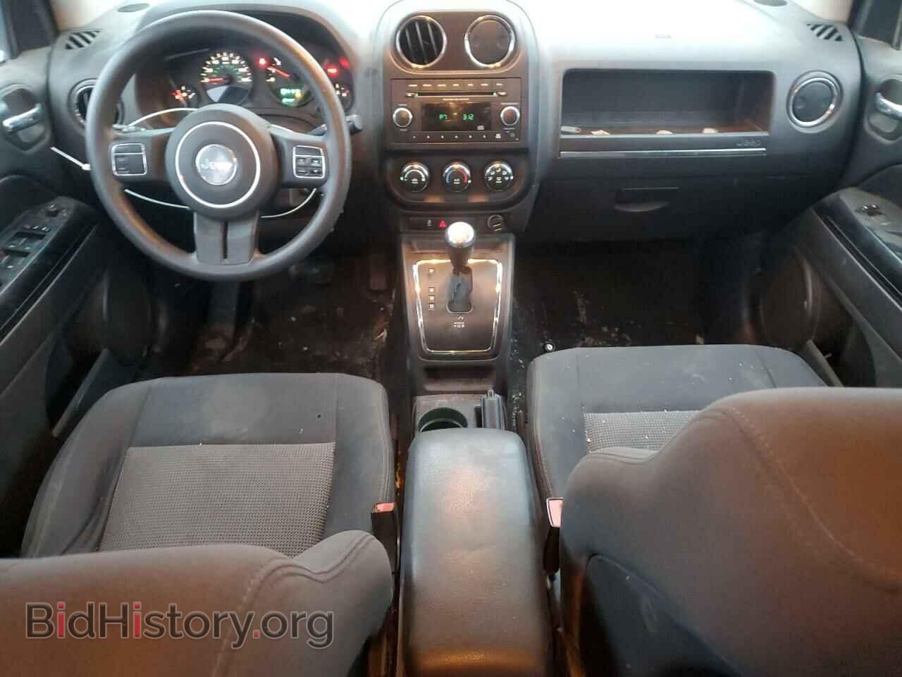 2011 JEEP COMPASS - VIN: 1J4NF1FB4BD277906 - Photo 8