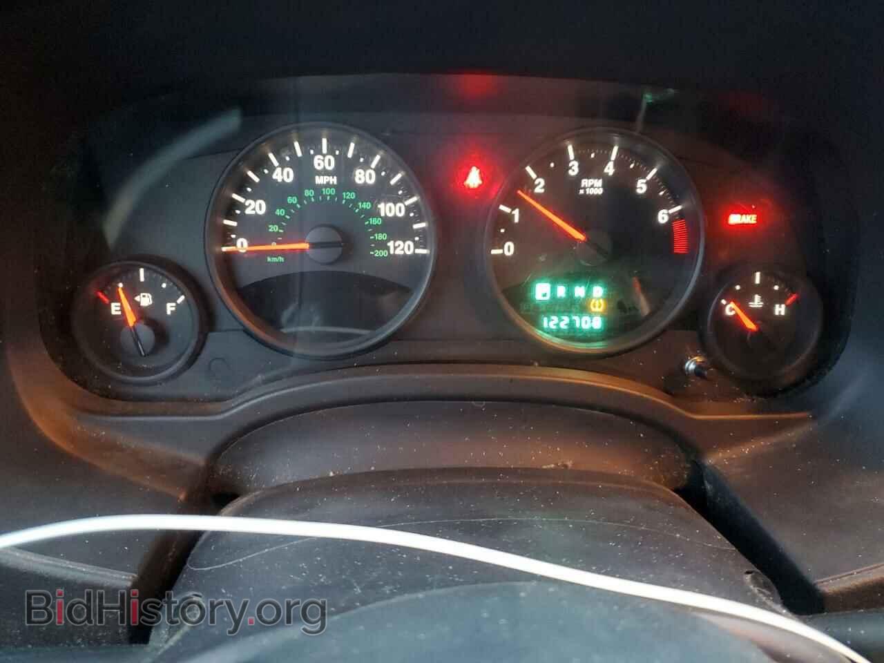 2011 JEEP COMPASS - VIN: 1J4NF1FB4BD277906 - Photo 9