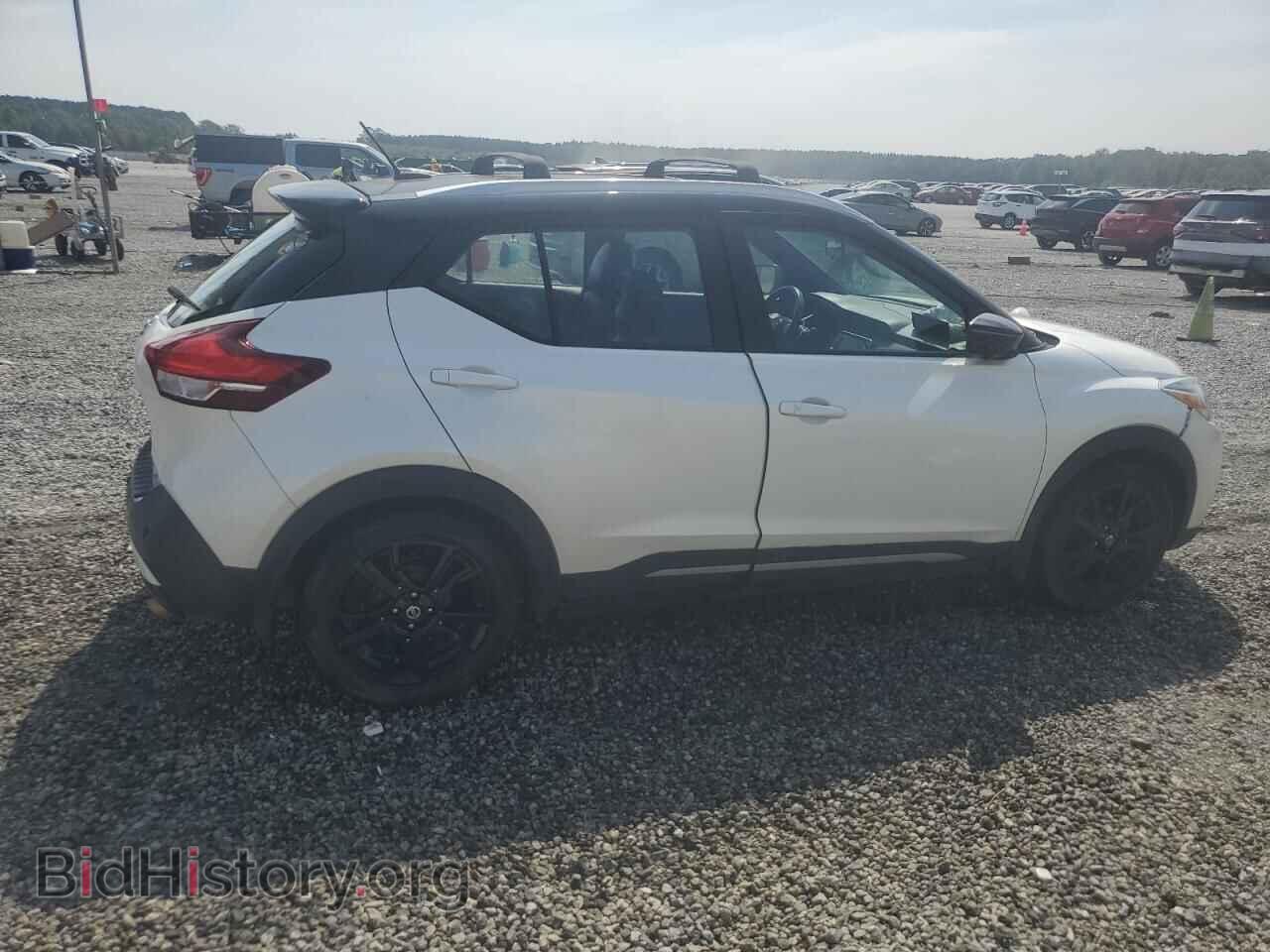 2020 NISSAN KICKS - VIN: 3N1CP5DVXLL537593 - Фото 3