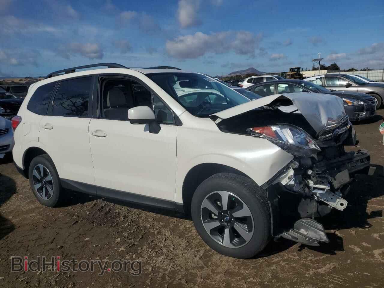 2017 SUBARU FORESTER - VIN: JF2SJAGC6HH512176 - Фото 4