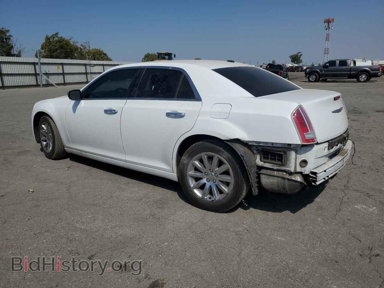 2013 CHRYSLER 300 - VIN: 2C3CCAEG0DH620448 - Фото 2